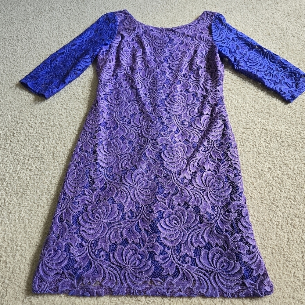 173. Ivanka Trump Fully Lined Purple Blue Lace Floral Elegant Dress